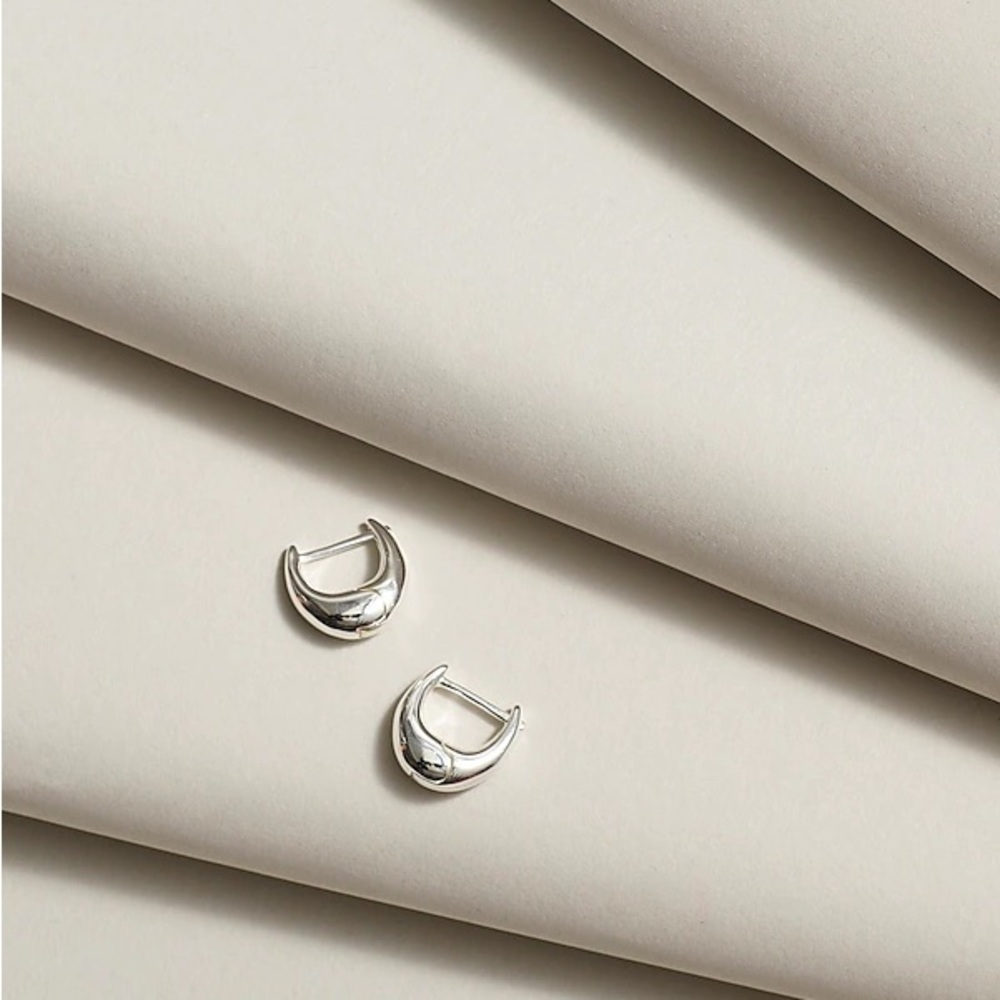 Madewell - Demi-Fine Puffy Hoop Earrings